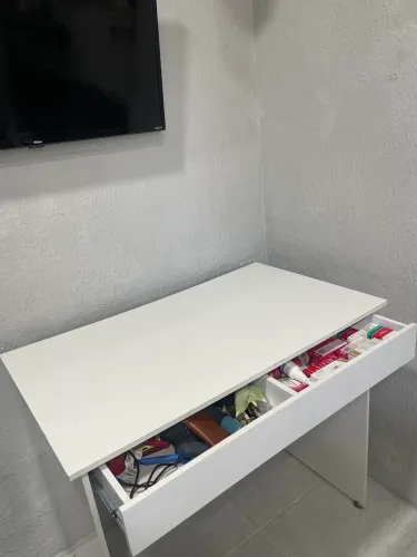 Vendo escrivaninha 