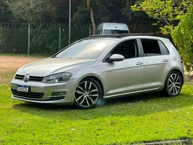 Volkswagen Golf Highline 1.4 TSI 140cv Aut. 2015