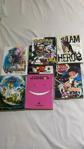 Lote 7 Mangás Panini - Pokémon, Demon Slayer, Vagabond e Outros