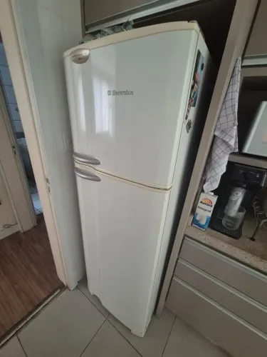 Geladeira Electrolux para Conserto