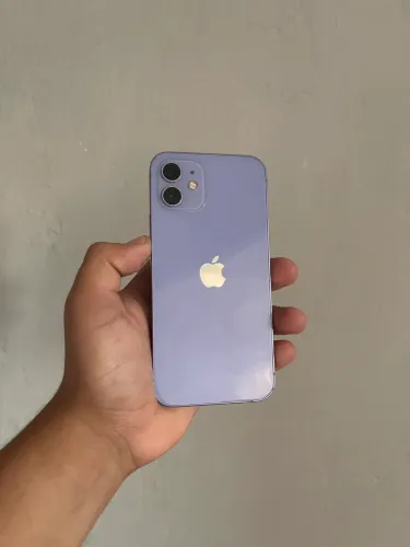 iPhone 12
