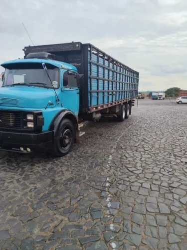 Vendo Caminhão Boiadeiro MB1313