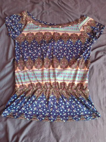 Vendo Camisa Azul. Ombro a ombro.