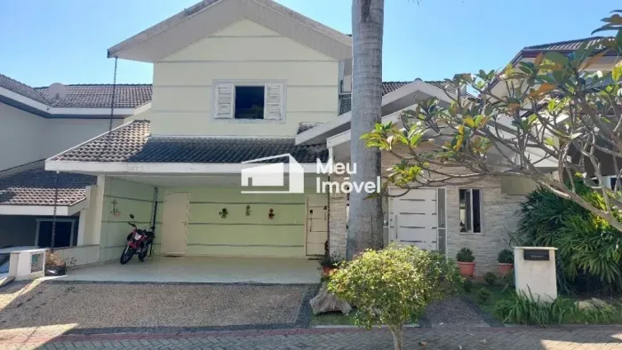 CASA SOBRADO EM CONDOMÍNIO PARA LOCAÇÃO  5 DORMITÓRIOS (4 SUÍTES) | PISCINA