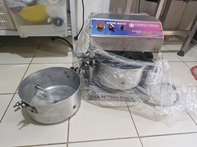 MASSEIRA 5KG MAX + panela extra e + KIT DOCE