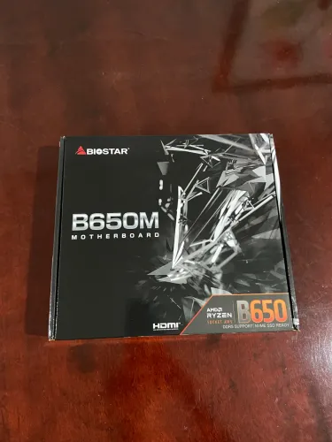 Placa mãe Biostar B650MT, AMD AM5 - NOVA