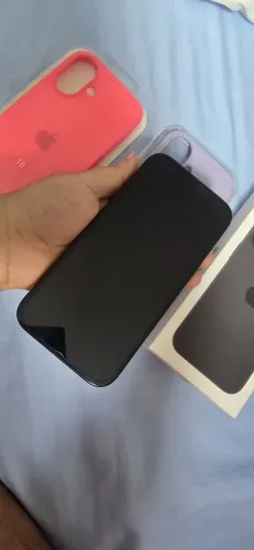 iPhone 16