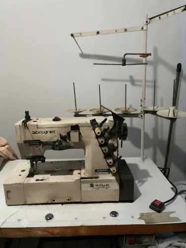 Máquina de Costura
