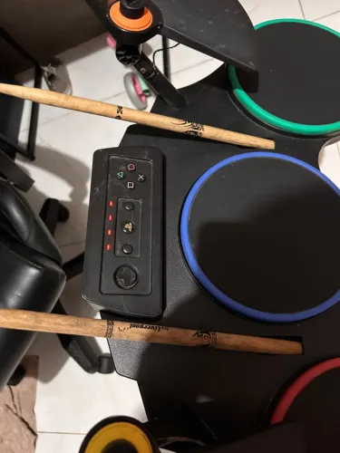 bateria guitar hero