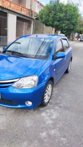 Toyota Etios XLS 1.5 Flex 16V 5P Mec. 2013