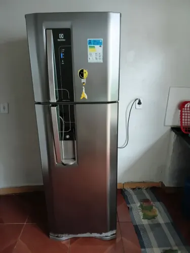 GELADEIRA ELECTROLUX FROST FREE 