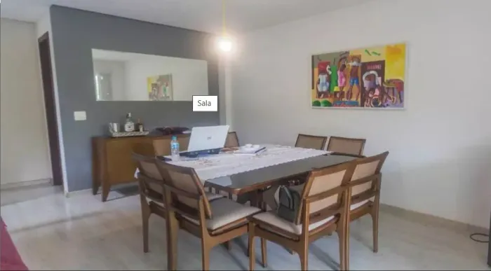 Mesa de jantar Maite 150x150 com 8 cadeiras vidro preto. (Estado de nova)