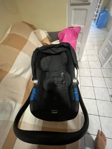 Bebê conforto burigoto