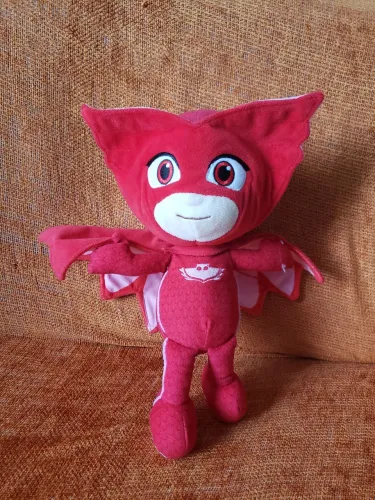 Pelúcia Pjmasks 30cm original, em excelente estado de conservação 