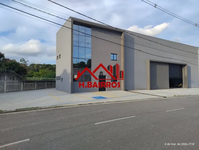 Galpão Novo à Venda -750 m² Construídos | 585 m² de Área Fabril |Condomínio