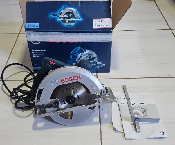 Serra Circular Bosch GKS 150 Professional 1500W 127v Completa com Caixa e Manual