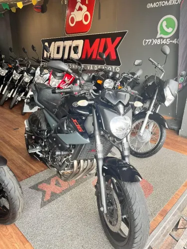 XJ6 , ANO 2012 