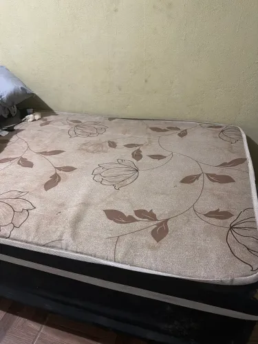 Cama de solteiro 