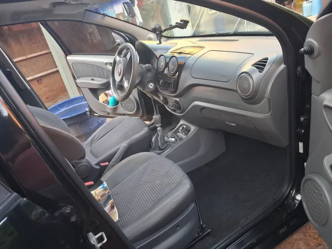 Fiat Palio Attractive 1.0 EVO Fire Flex 8V 5P 2013