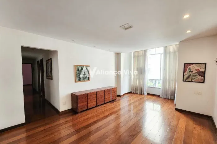 Botafogo | Apartamento 3 quartos, sendo 1 suite