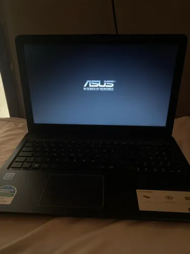 Notebook ASUS leiam a descrição