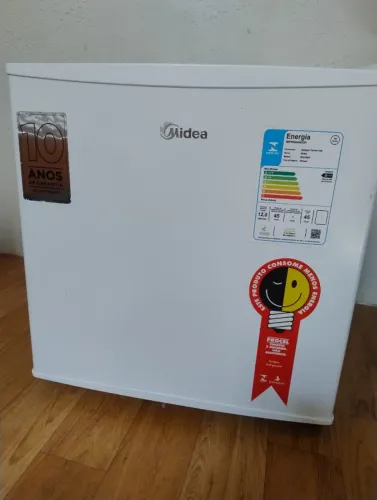 Frigobar Midea 45L