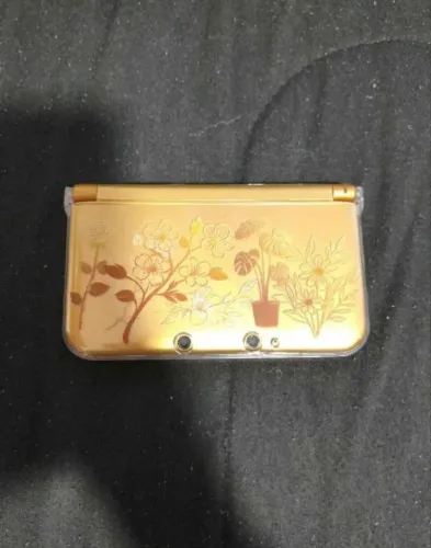 Nintendo 3ds Xl: The Legend Of Zelda A Link Between Worlds Dourado