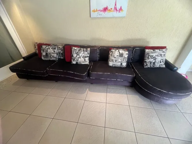 Oportunidade! Lindo Sofá Grande Veludo com Chaise- Confortável