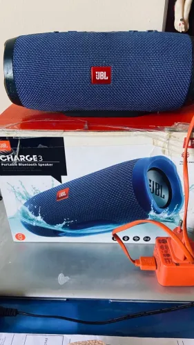 Caixinha JBL cor AZUL