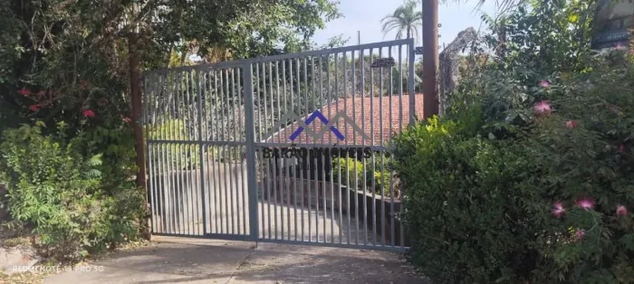 Chácara com 4 dormitórios à venda, 5200 m² por R$ 920.000,00 - Chácaras Polozzi - Louveira