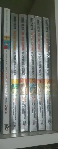 Cavaleiros do Zodíaco Lost Canvas Especial Vols.1-5 + Lost Canvas Gaiden vol.1 