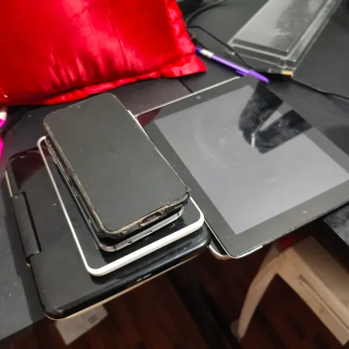 Lote Sucata Tablets E Celulares P/ Retirada De Peças (iPads, Samsung, Moto, Robustos)