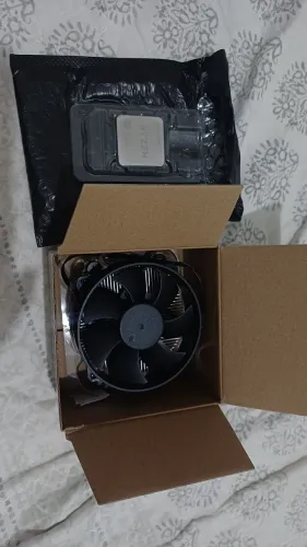 Processador gamer AMD Ryzen 3 3200G com gráfica integrada