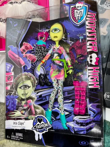 Monster High IrisClop