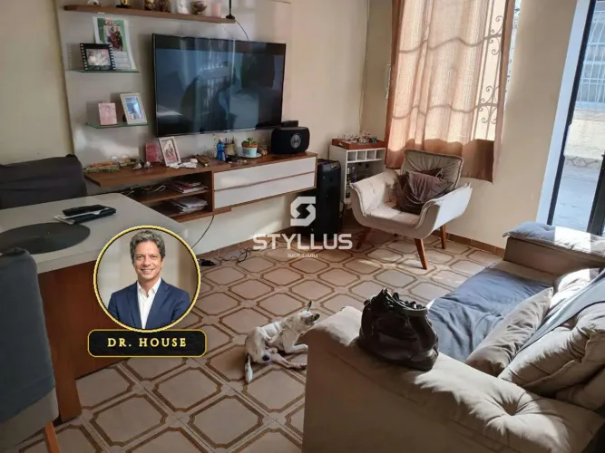 Casa de Vila Charmosa com 3 Quartos e Terraço com Churrasqueira na Rocha! M77U