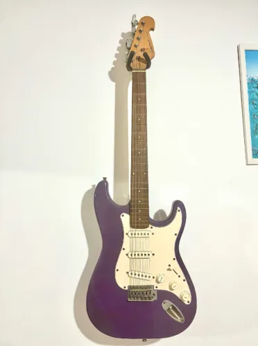 Guitarra Elétrica Giannini Sonic X Series Stratocaster Roxa + Amplificador e Capa