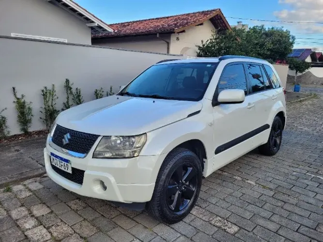 Suzuki Grand Vitara 2.0 16V 4x2/4x4 5P Mec. 2012