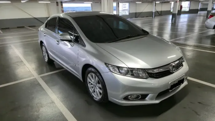 Honda Civic Sedan LXR 2.0 Flexone 16V Aut. 4P 2014