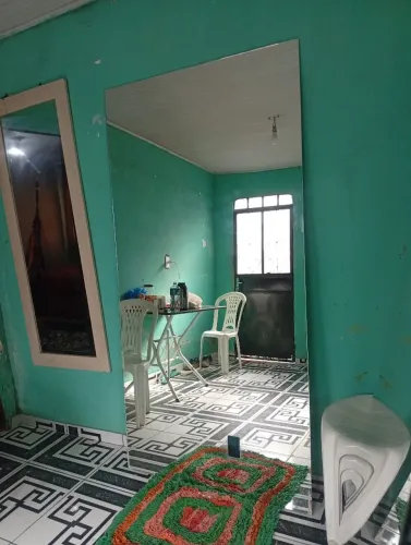 Espelho 2m por 1m com furo na parte inferior