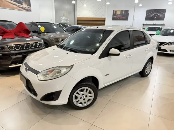 Ford Fiesta Sedan 1.6 16V Flex Mec. 2013