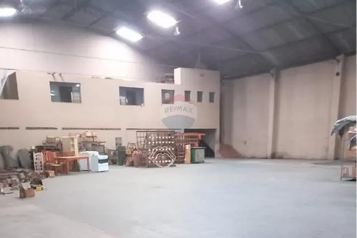 Prédio comercial de 1458m² disponível para venda no centro de Suzano - Vários nichos de ne