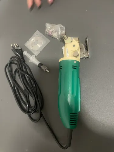 Tesoura elétrica bananinha