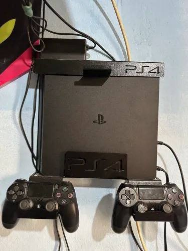 Ps4 completo com caixa , 4 controles e 13 jogos mídia física