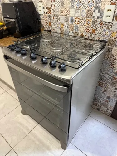 Fogão 5 bocas Electrolux Cinza Experience com Mesa Inox, Timer e PerfectCook (FE5TC)