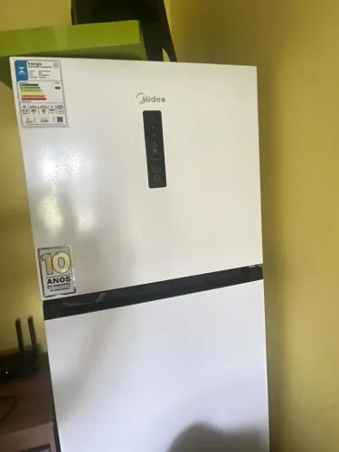 Geladeira MIDEA