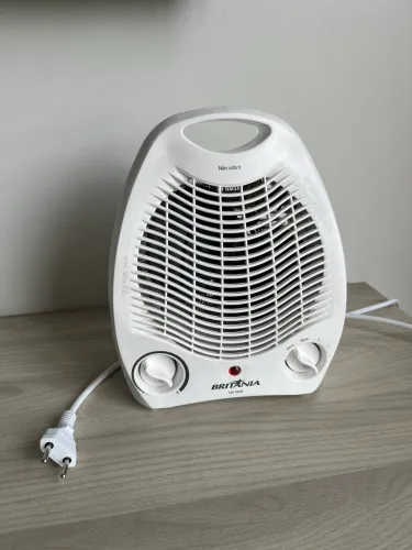 Aquecedor Britania 220V