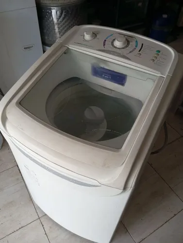 Máquina de lavar Eletrolux 