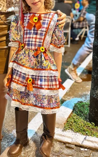 Vestido junino tamanho 8