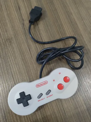 Controle Nintendinho NES Top Loader, zerado
