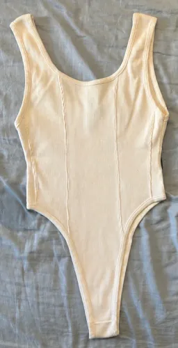 Body Farm cavado rib off white